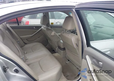 2004 Infiniti G35 from USA, damaged, VIN JNKCV51E04M604926